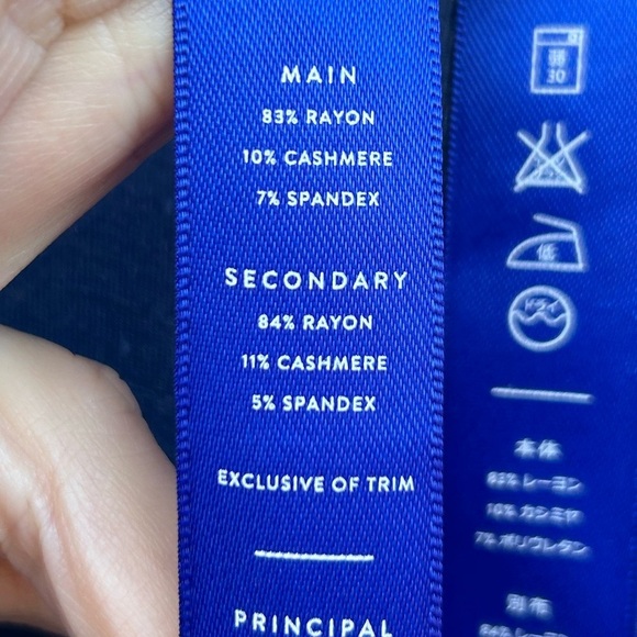 Kit & Ace Cashmere Blend Tee, size 6 - Picture 10 of 10